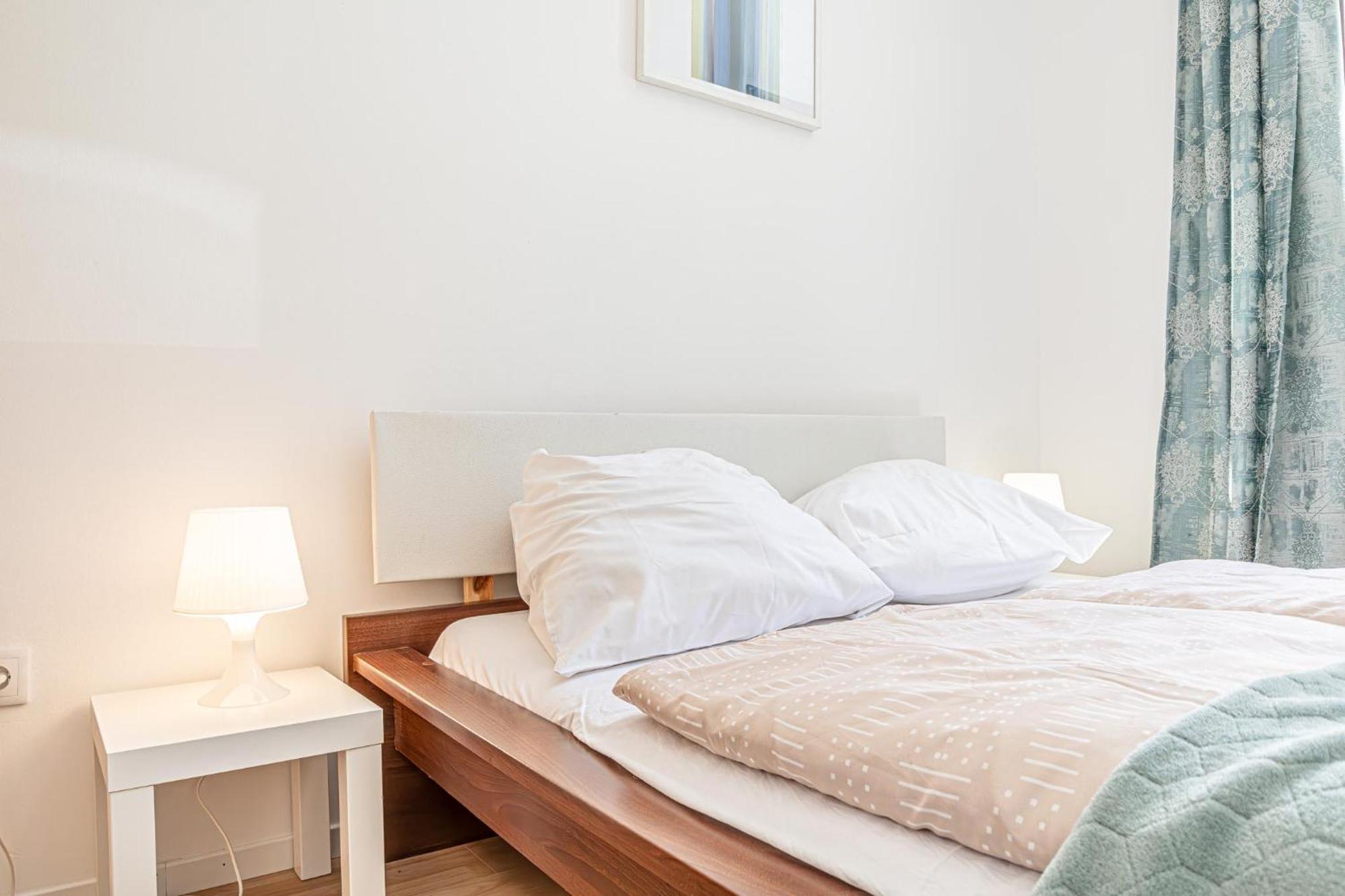 Loevly Shared 6Br With Garden Near Danube & Millenium City Wien Eksteriør bilde