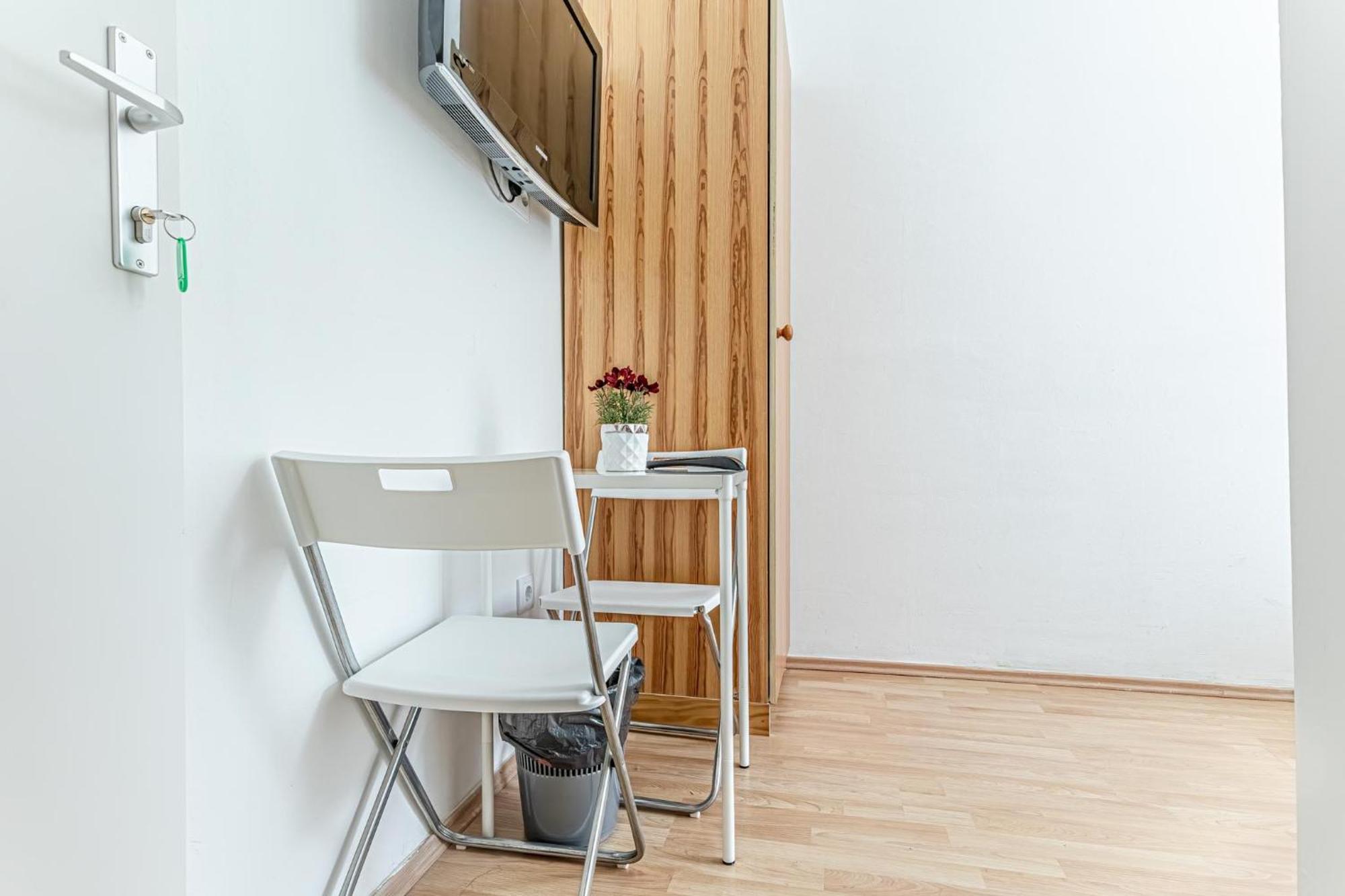 Loevly Shared 6Br With Garden Near Danube & Millenium City Wien Eksteriør bilde