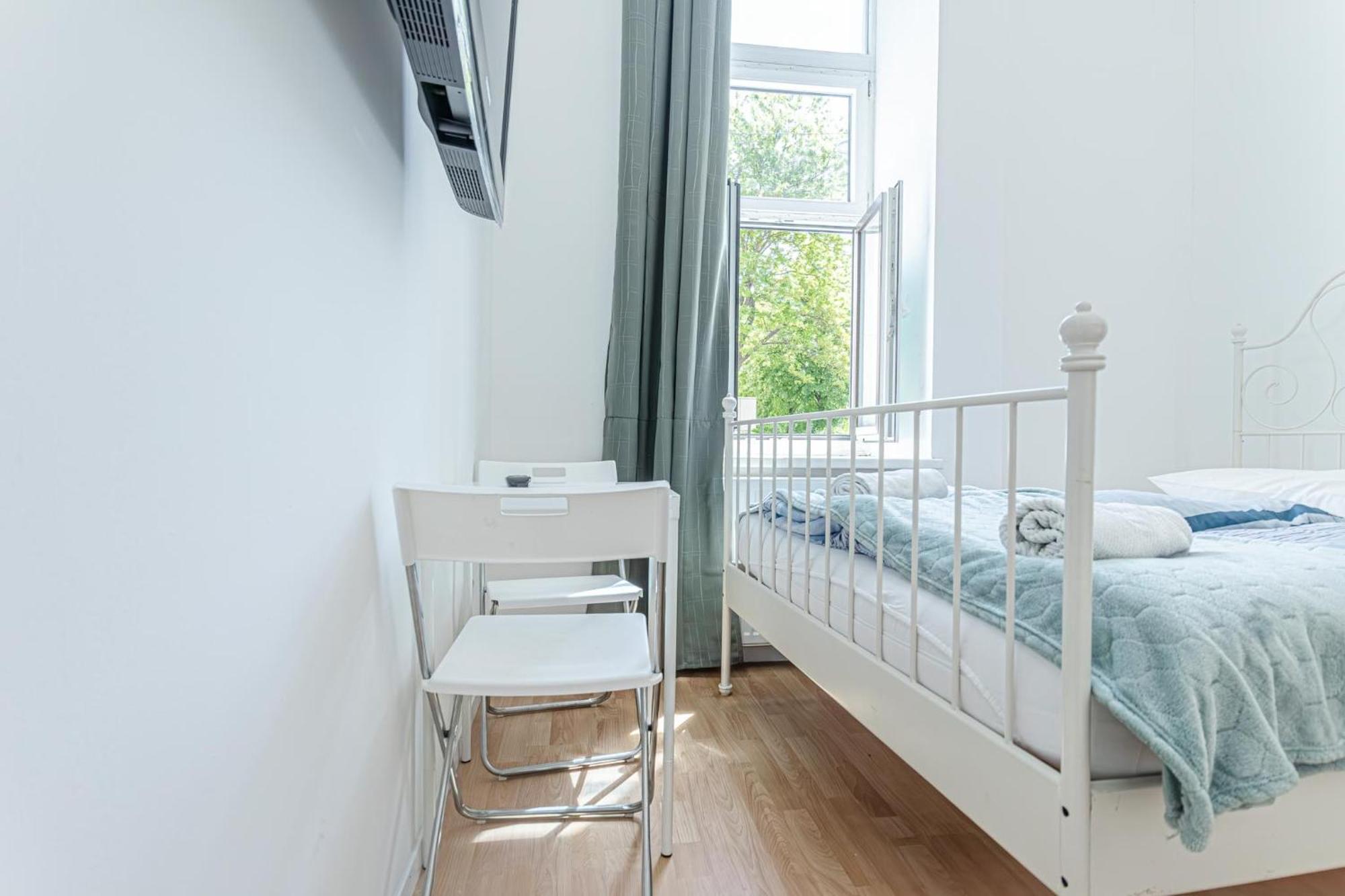 Loevly Shared 6Br With Garden Near Danube & Millenium City Wien Eksteriør bilde