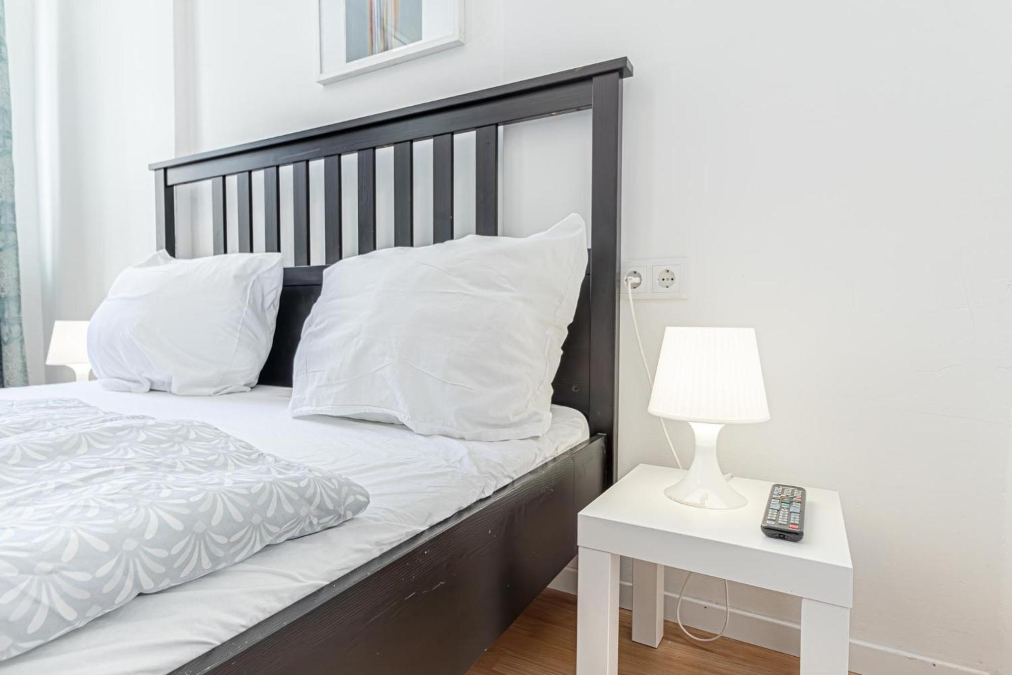Loevly Shared 6Br With Garden Near Danube & Millenium City Wien Eksteriør bilde
