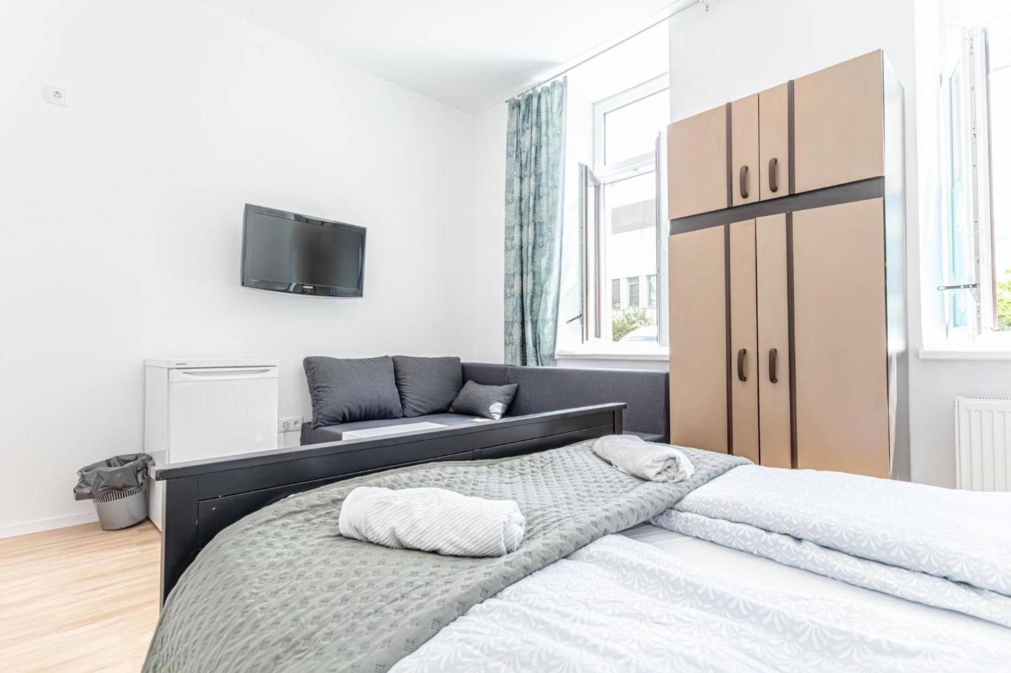 Loevly Shared 6Br With Garden Near Danube & Millenium City Wien Eksteriør bilde