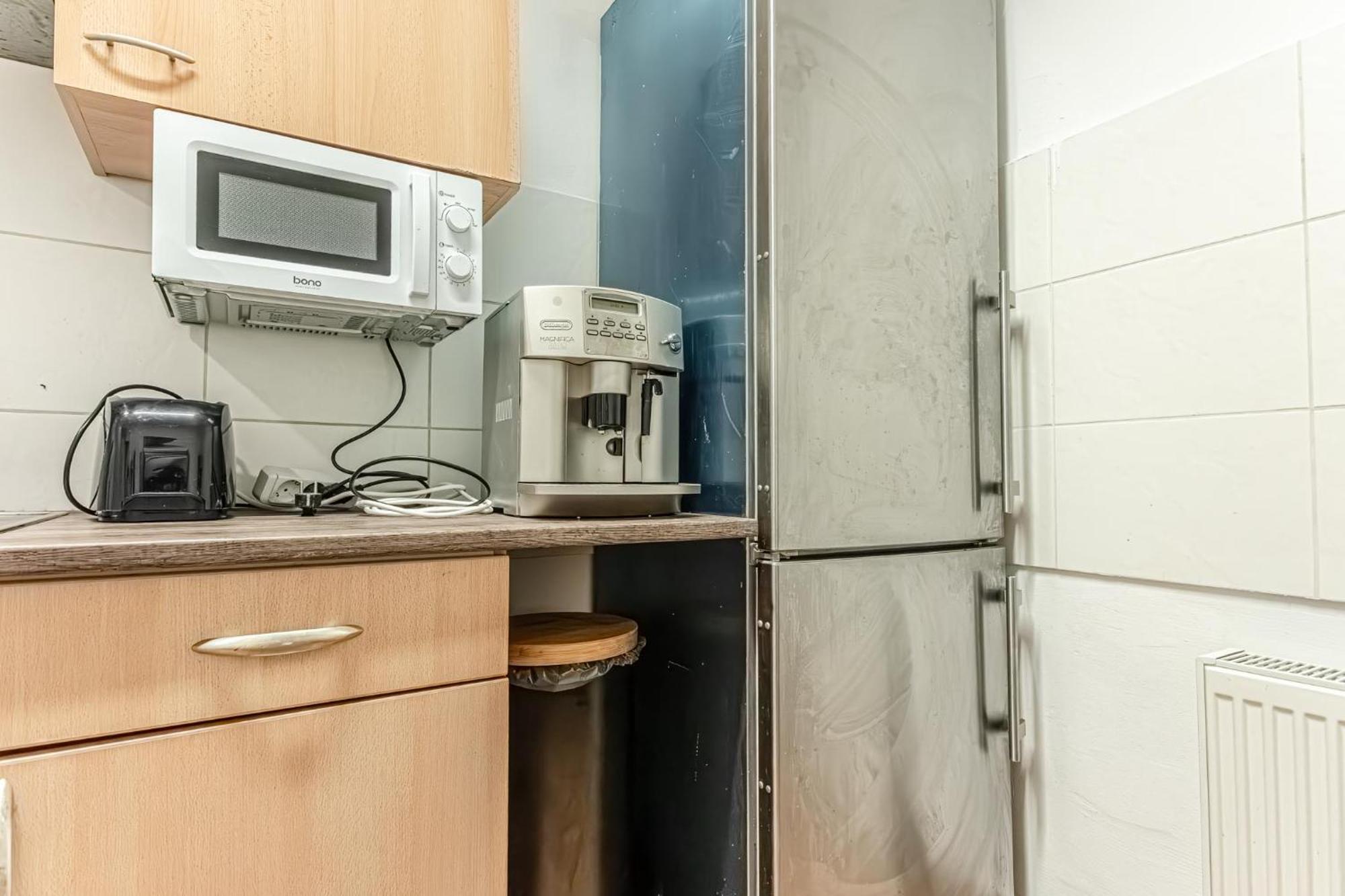Loevly Shared 6Br With Garden Near Danube & Millenium City Wien Eksteriør bilde
